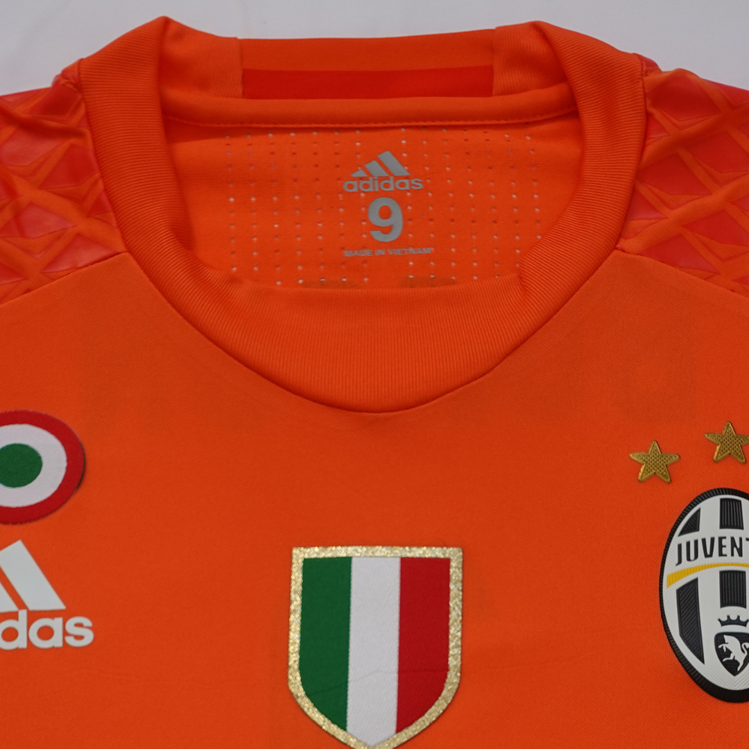 Juventus FC - Serie A - Buffon #1