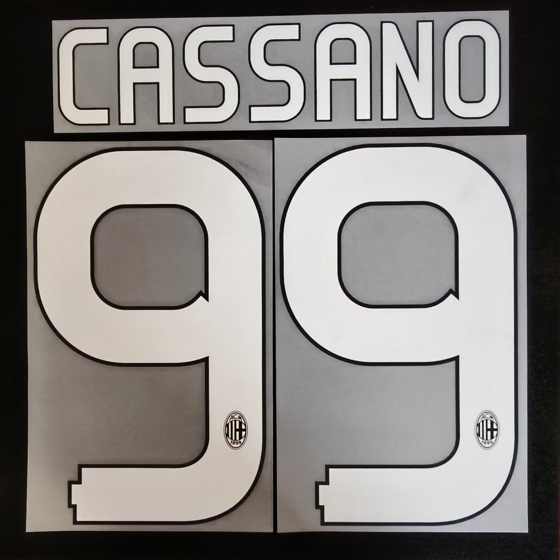 Cassano nameset AC Milan