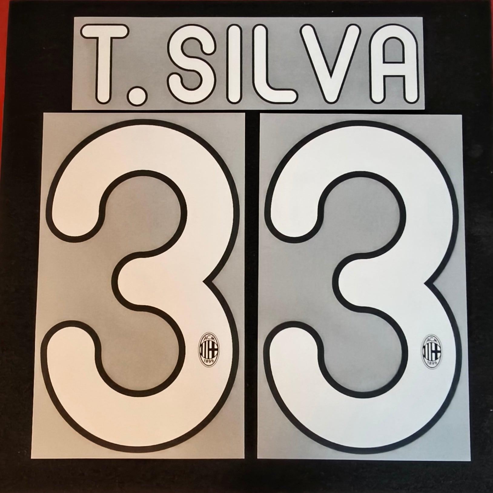 T.Silva nameset AC Milan