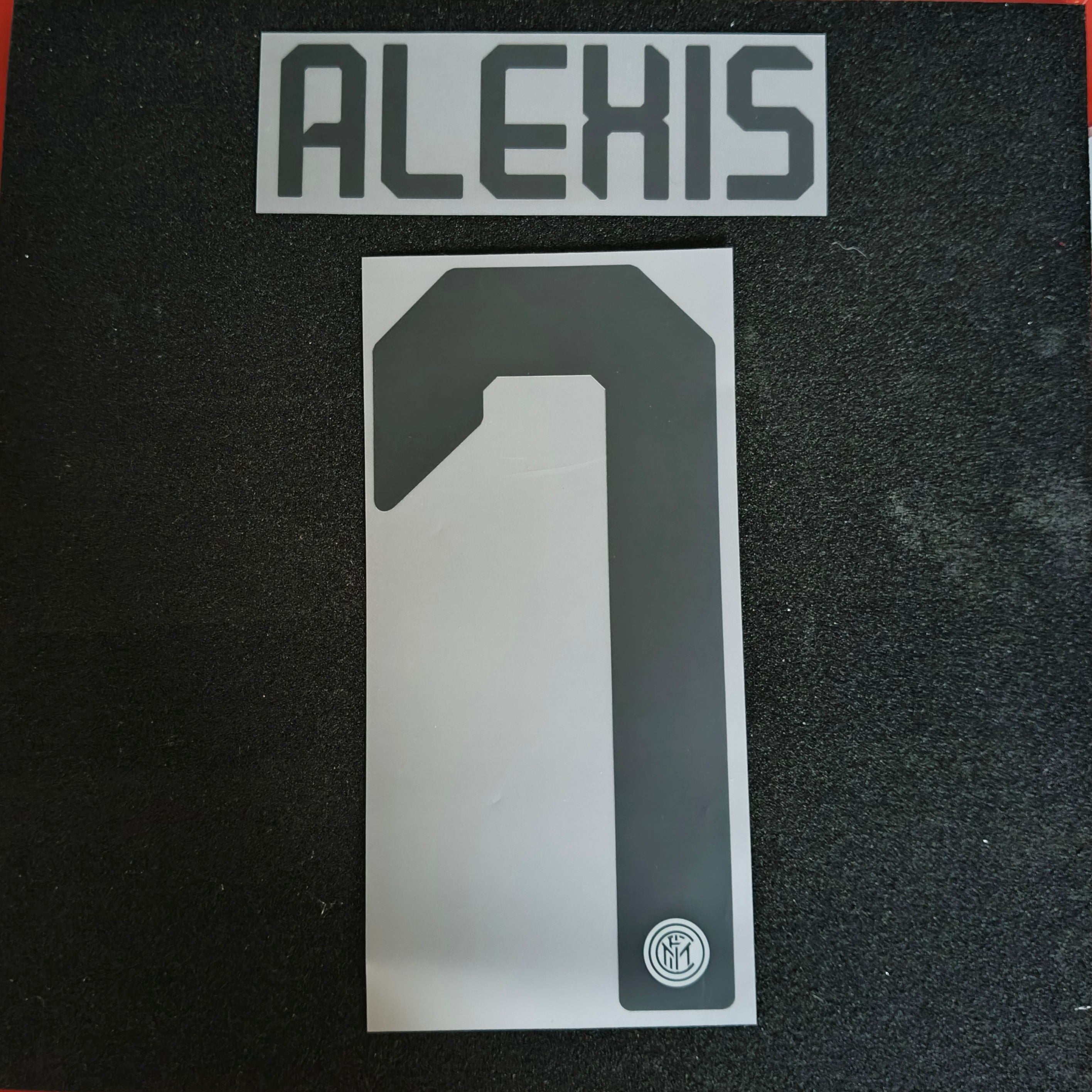 Alexis nameset FC Inter