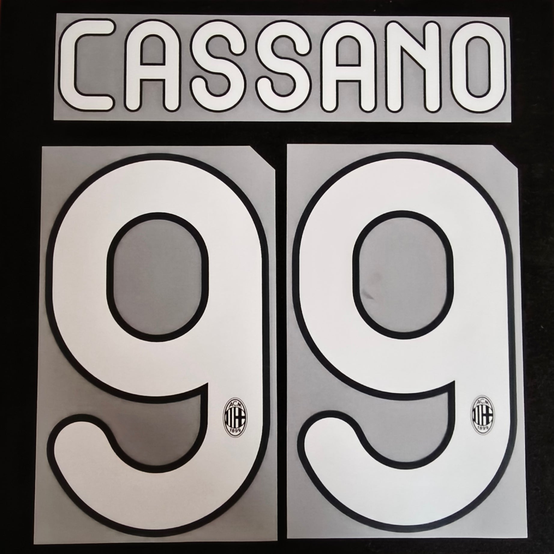 Cassano nameset AC Milan 11-12